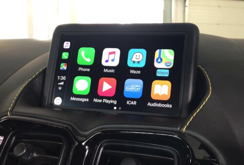 Apple CarPlay und Android Auto für Aston Martin DB11 Gen I (2004-2012)