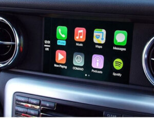 Apple CarPlay und Android Auto für Mercedes Benz SLC R172 (2015-2018)