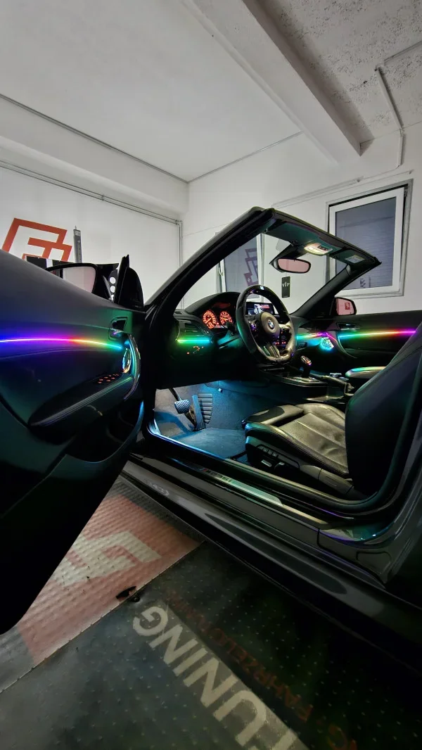 BMW M235i ambiente lighting 3 (1)