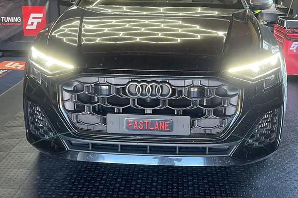 audi q5 black