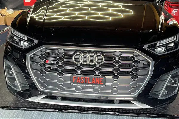 audi sq5 black