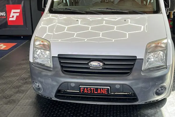 ford transit connect white
