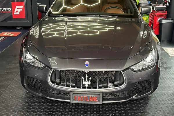 maserati ghibli grey
